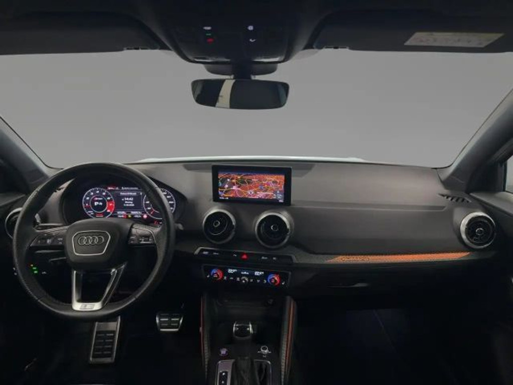Audi SQ2