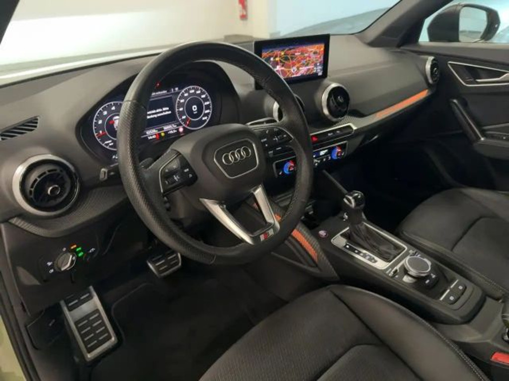 Audi SQ2