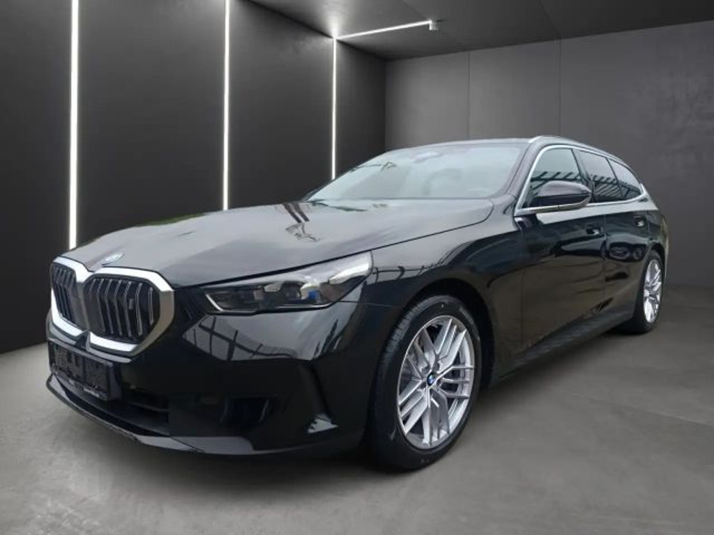 BMW i5 eDrive40