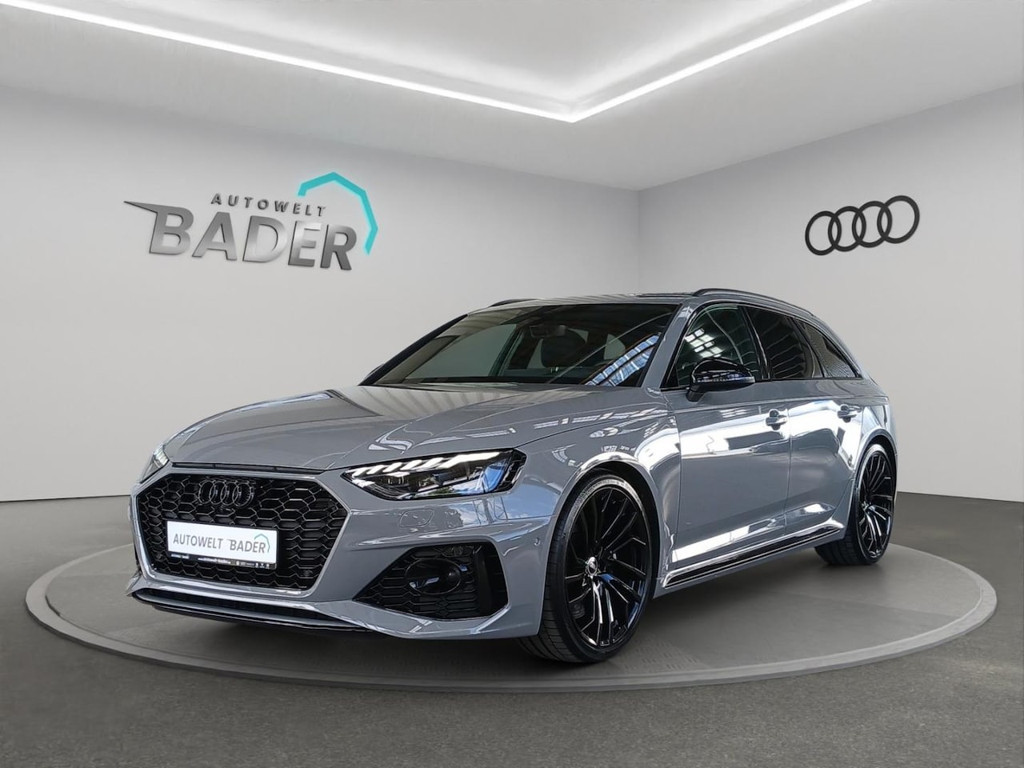 Audi RS4 Avant Quattro