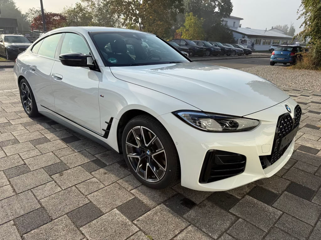 BMW M440