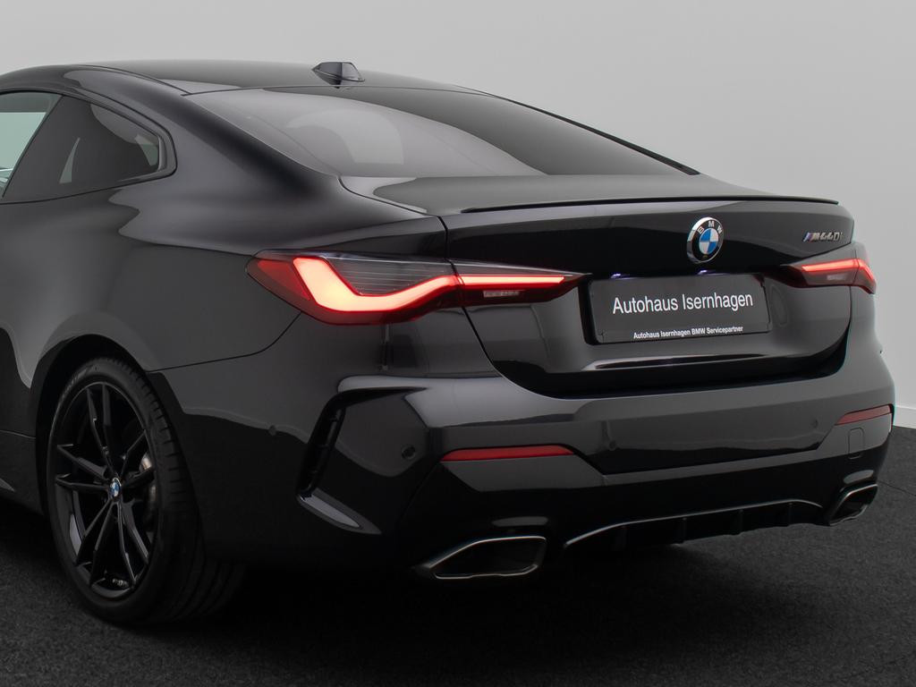 BMW M440