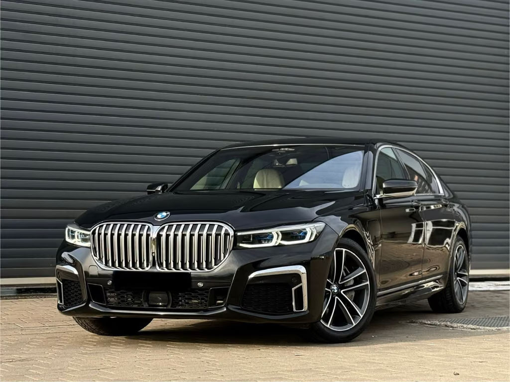 BMW 7 Serie 745 M-Sport Sedan e Hybrid 745e