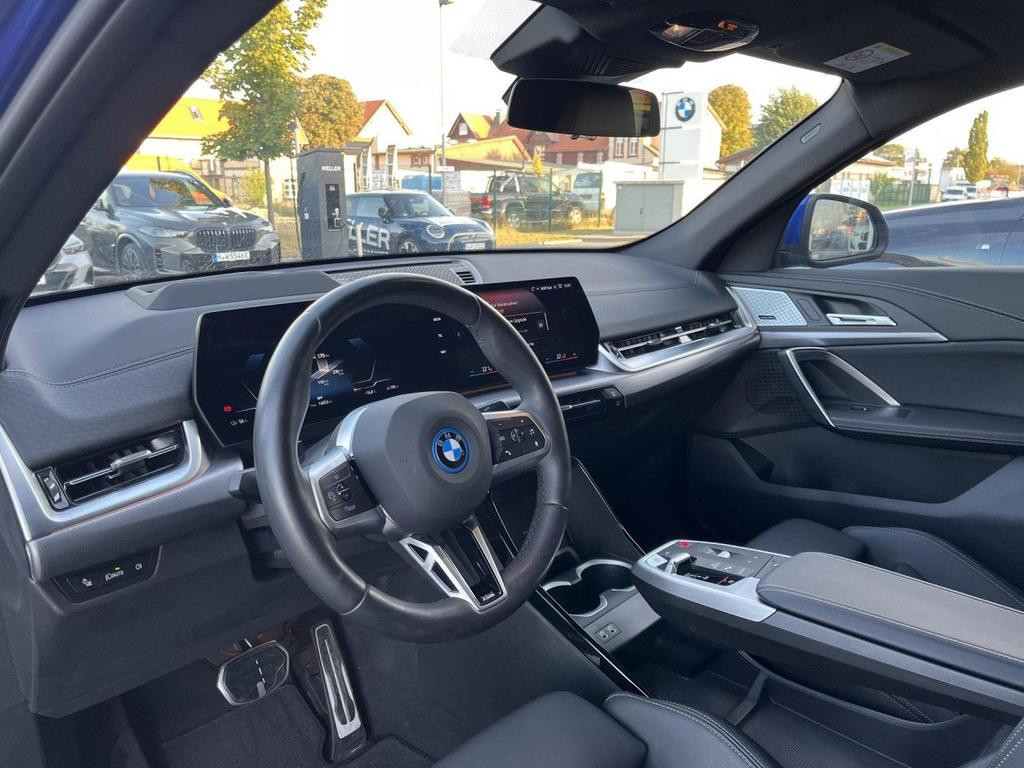 BMW iX2