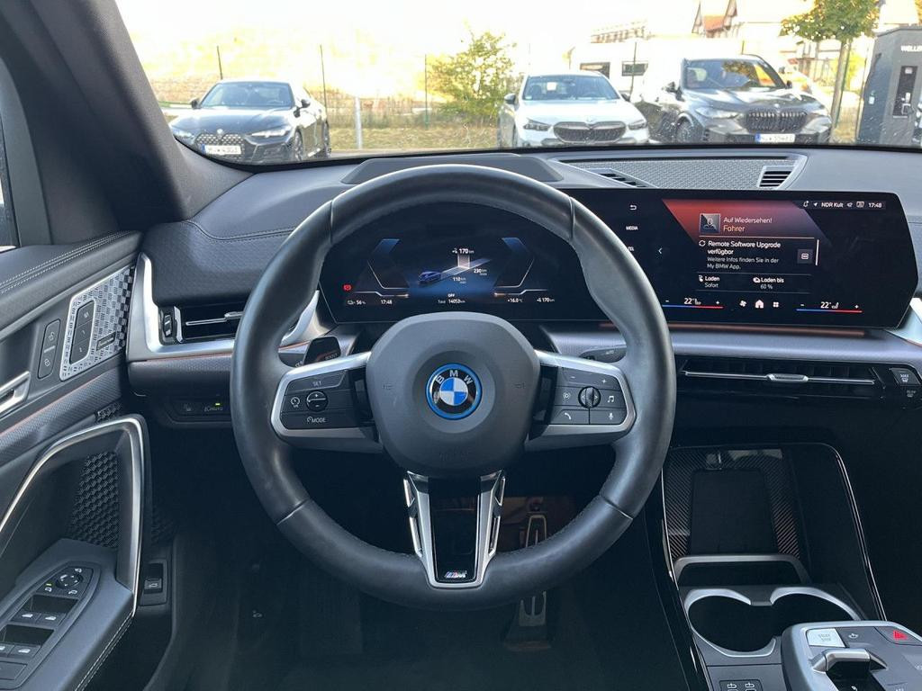 BMW iX2
