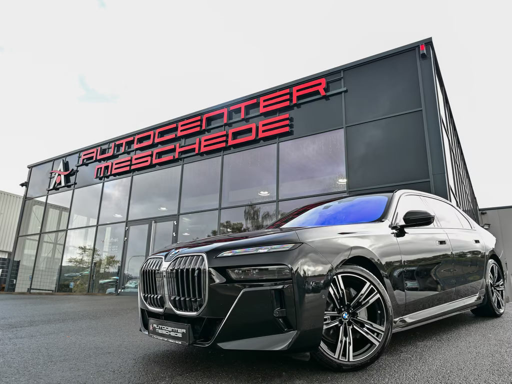 BMW i7 M-Sport Sedan