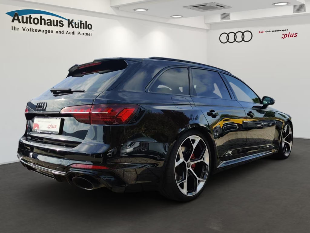 Audi RS4