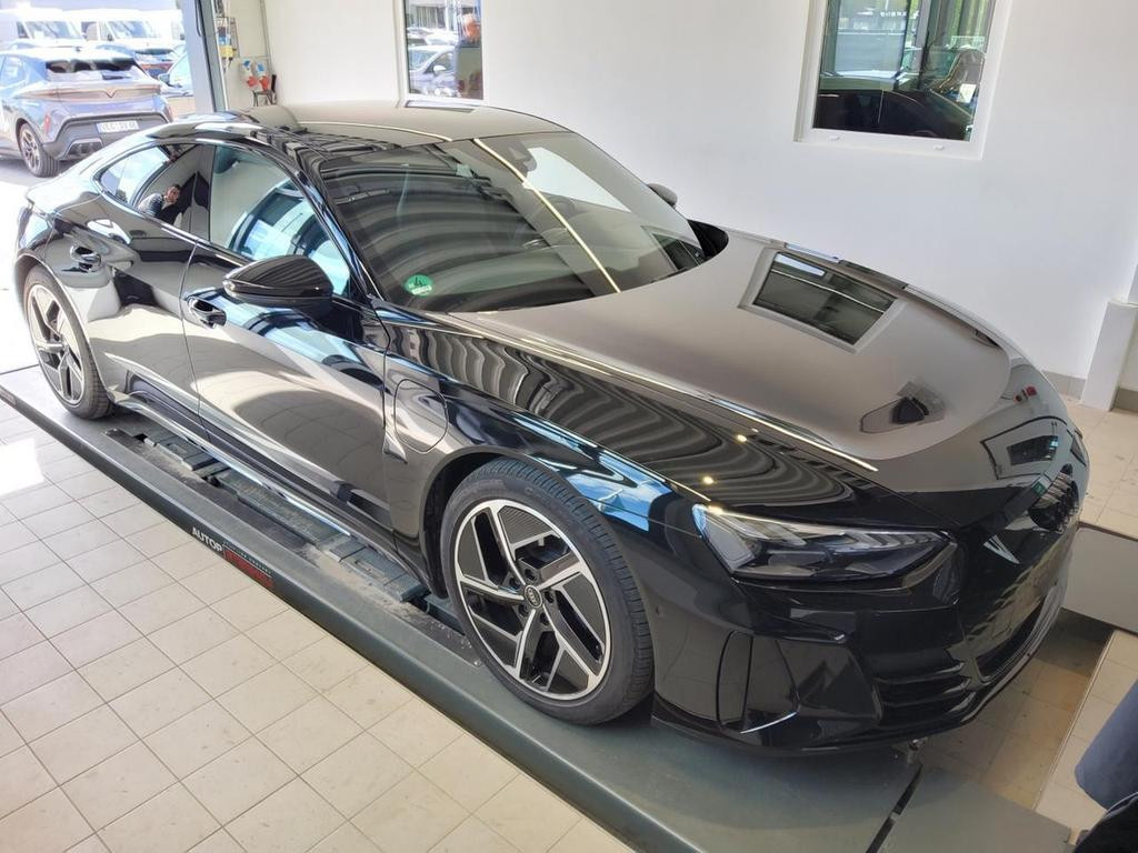 Audi e-tron GT