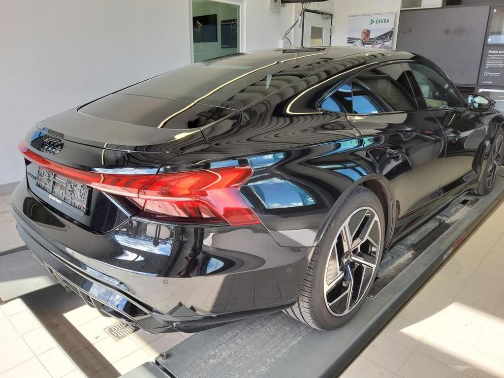 Audi e-tron GT