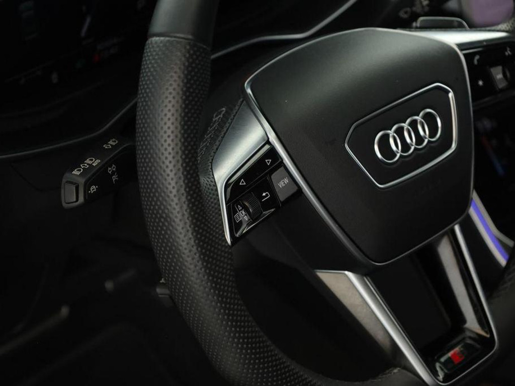 Audi S7