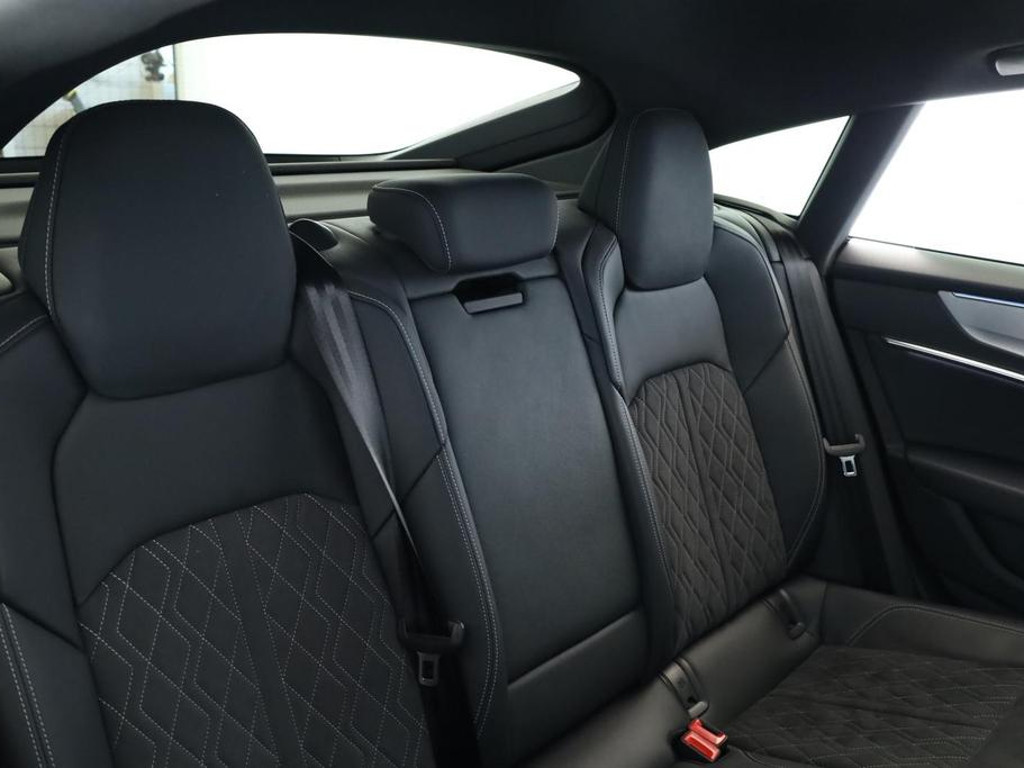 Audi S7