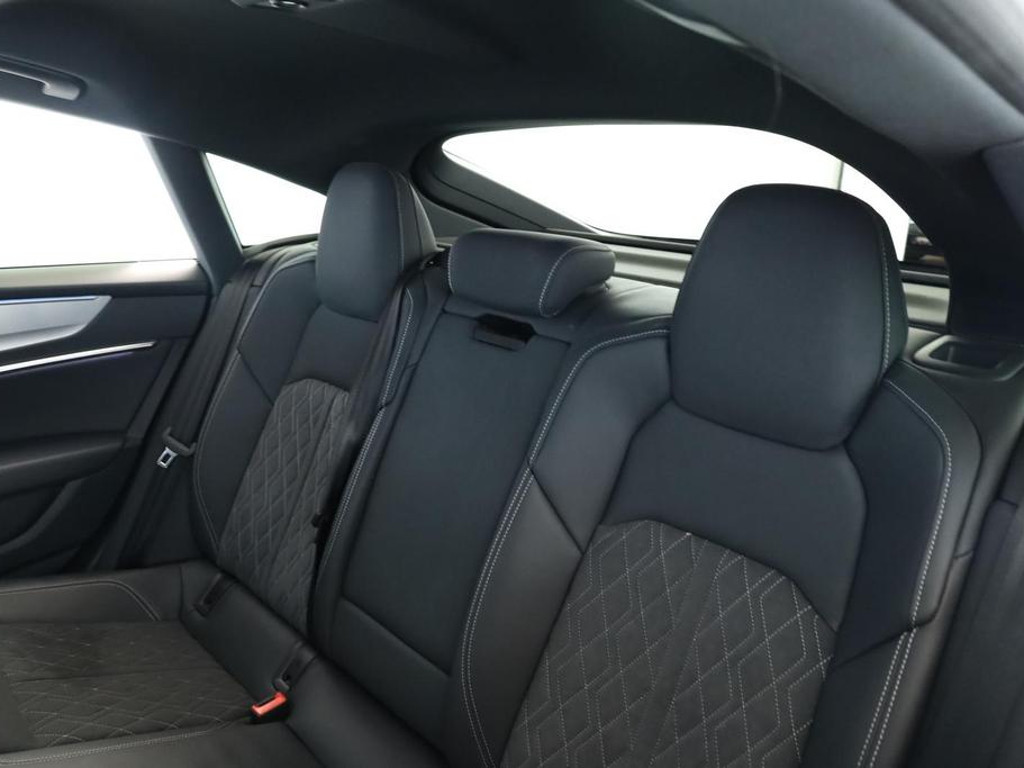 Audi S7