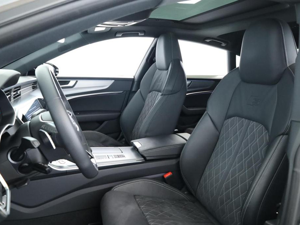 Audi S7