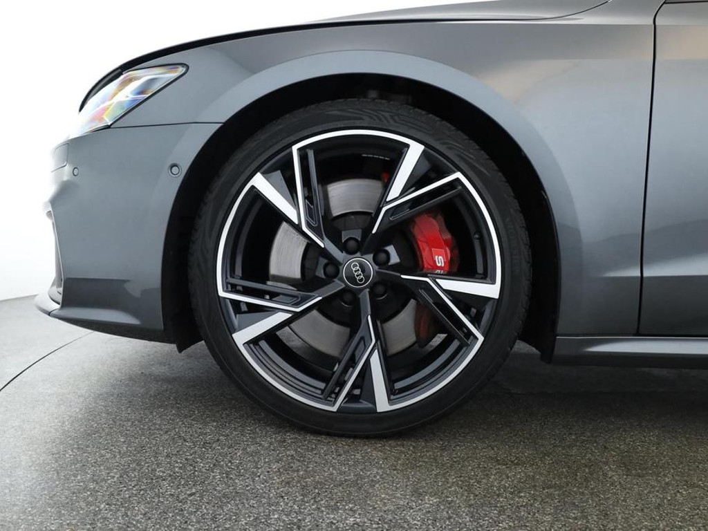 Audi S7