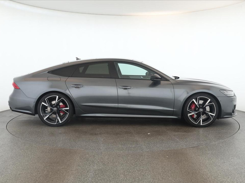 Audi S7