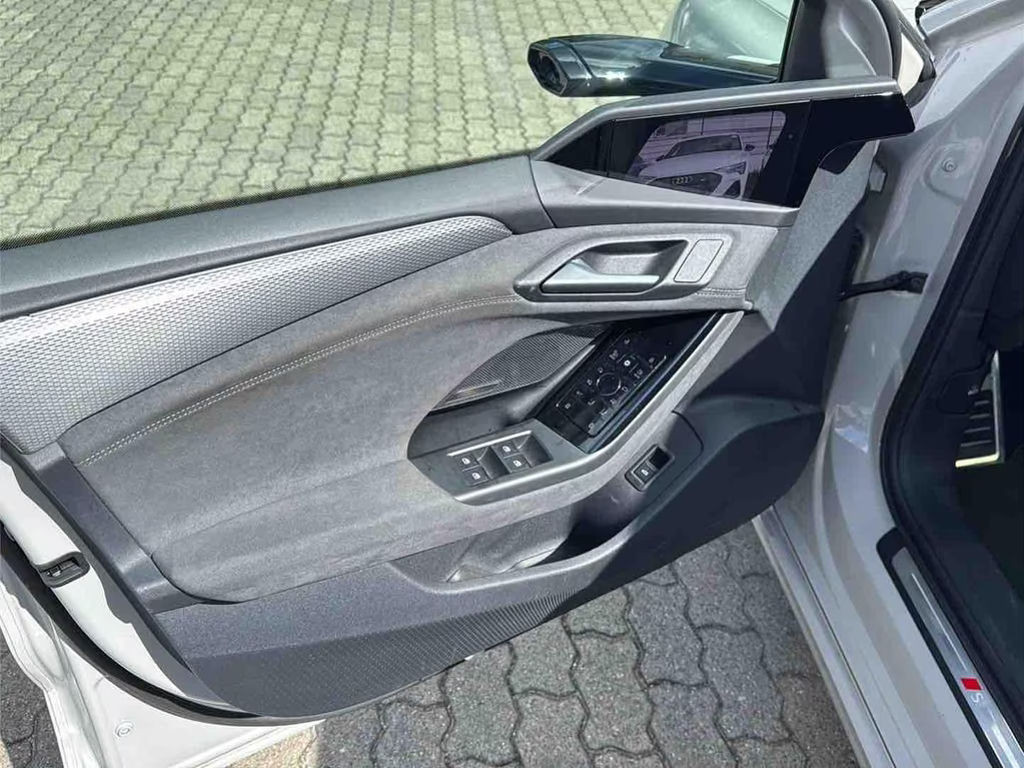 Audi S6 e-tron