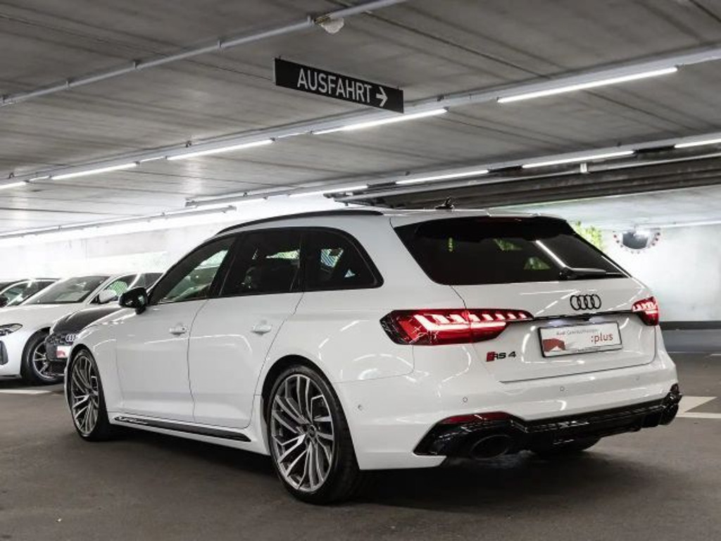 Audi RS4