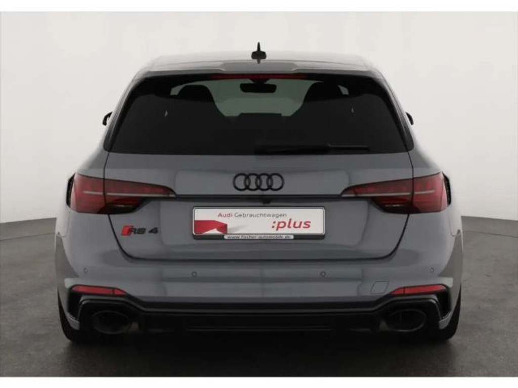 Audi RS4