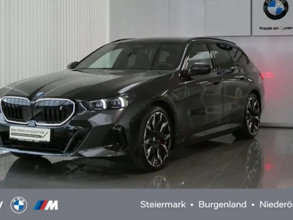 BMW i5 xDrive40