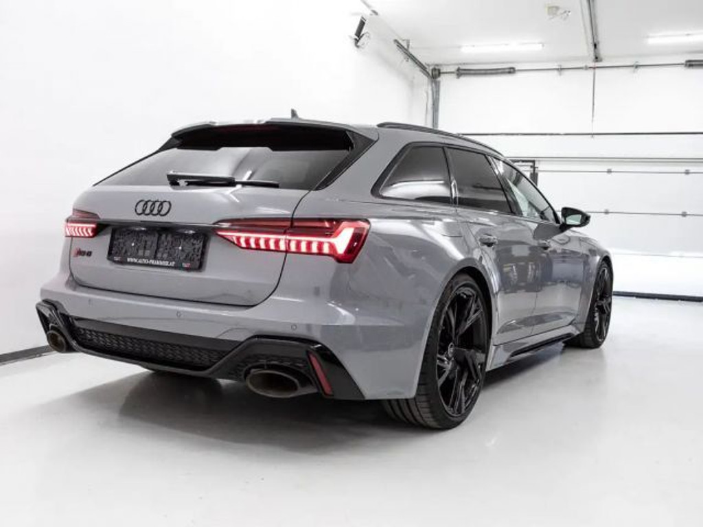 Audi RS6