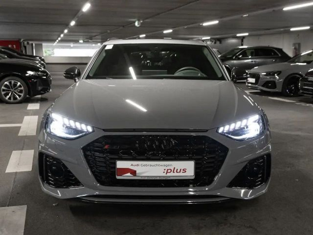 Audi RS4