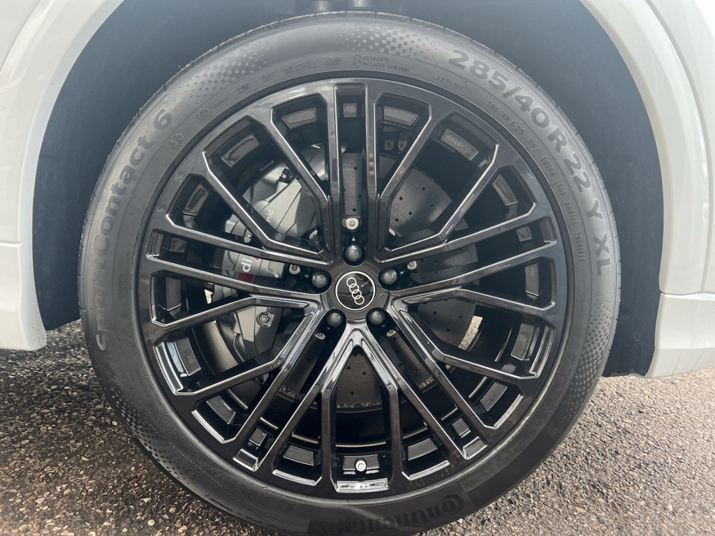 Audi SQ8
