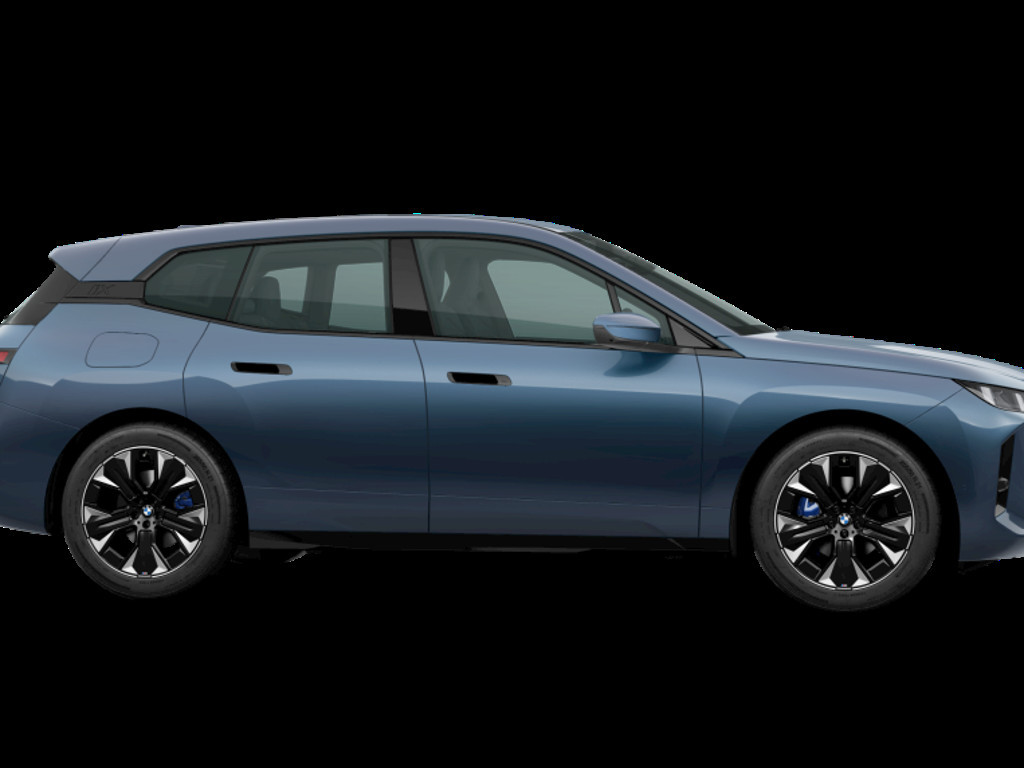 BMW iX