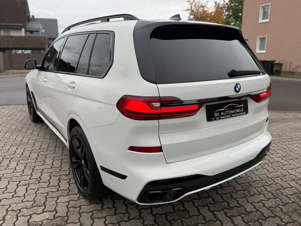 BMW X7