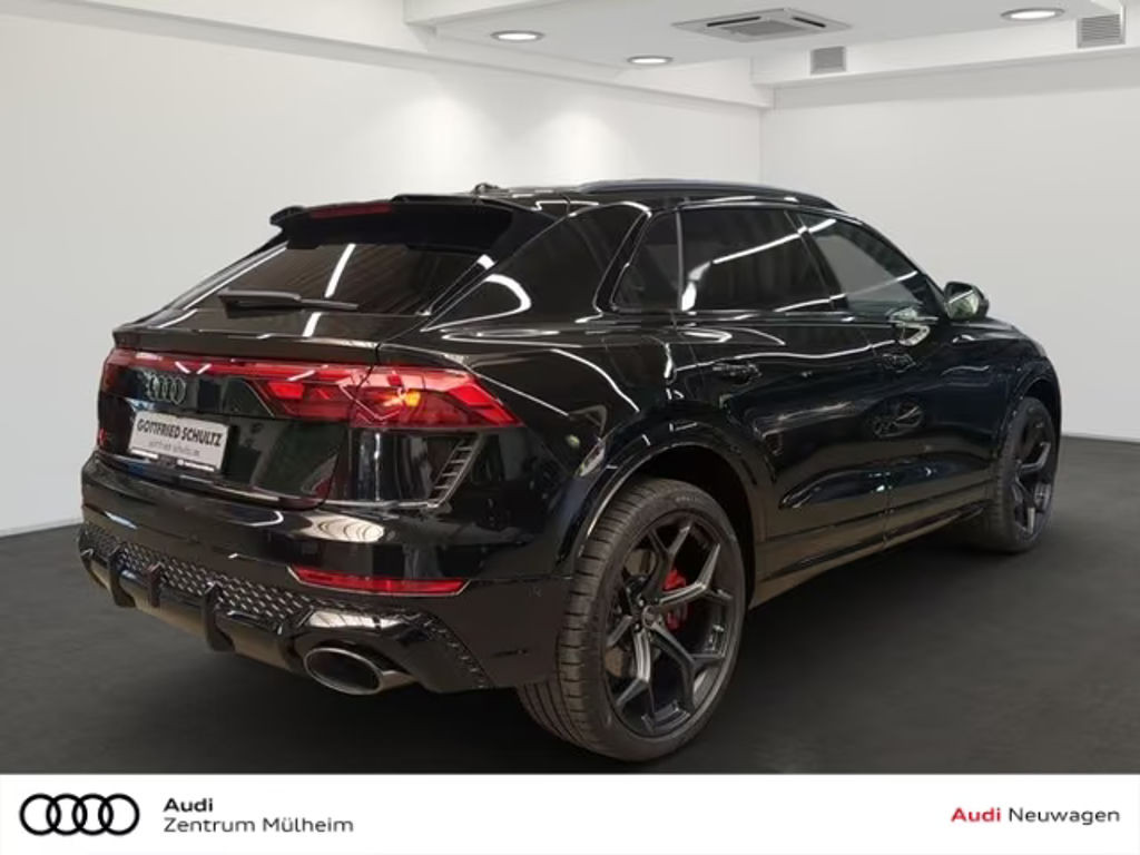 Audi RS Q8 Quattro Performance