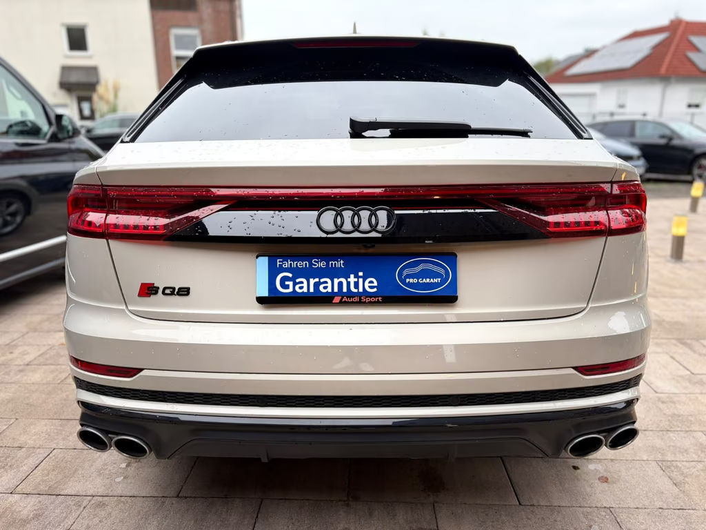 Audi SQ8