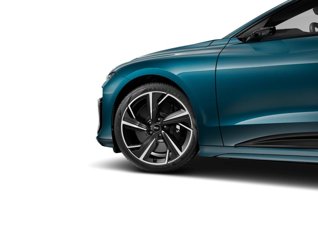 Audi S6 e-tron