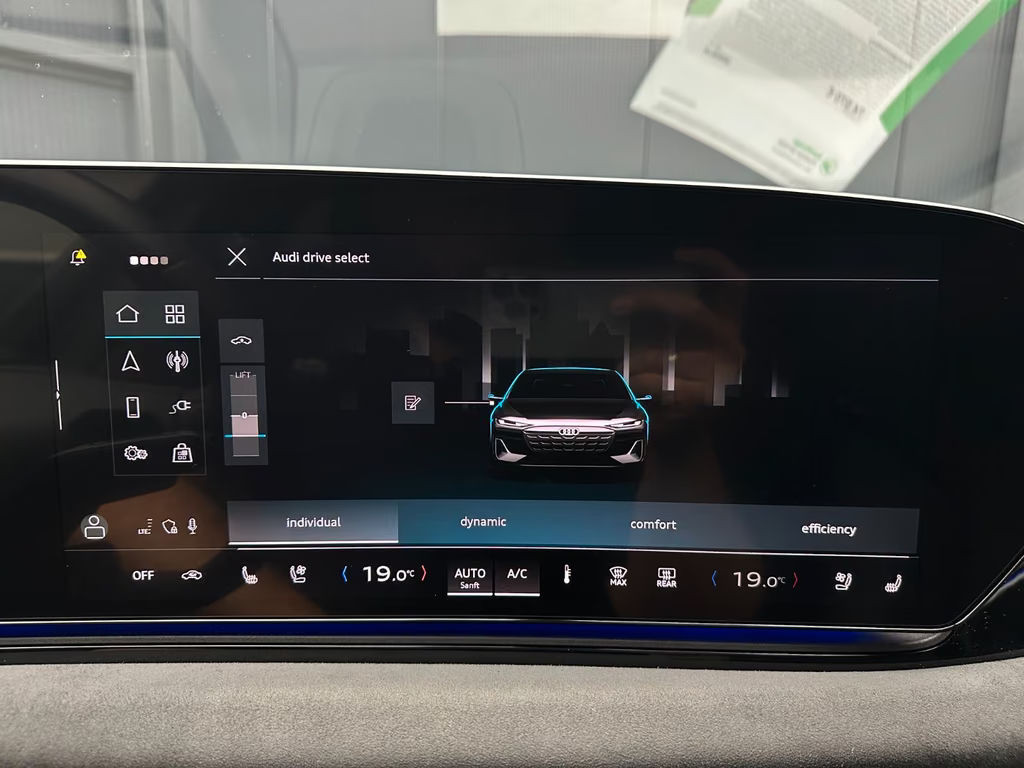 Audi S6 e-tron