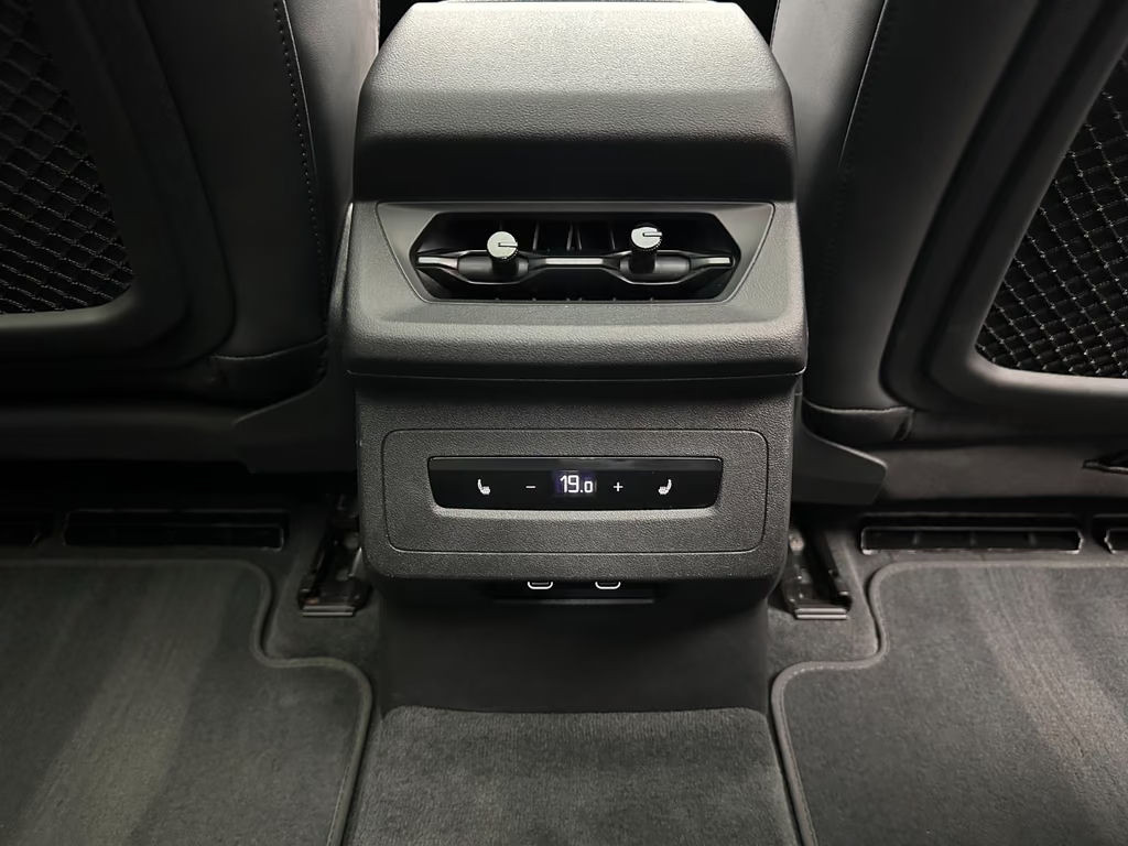 Audi S6 e-tron