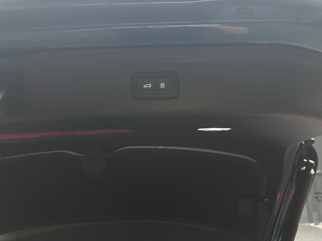 Audi S6 e-tron