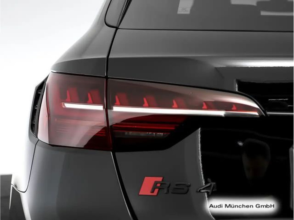 Audi RS4