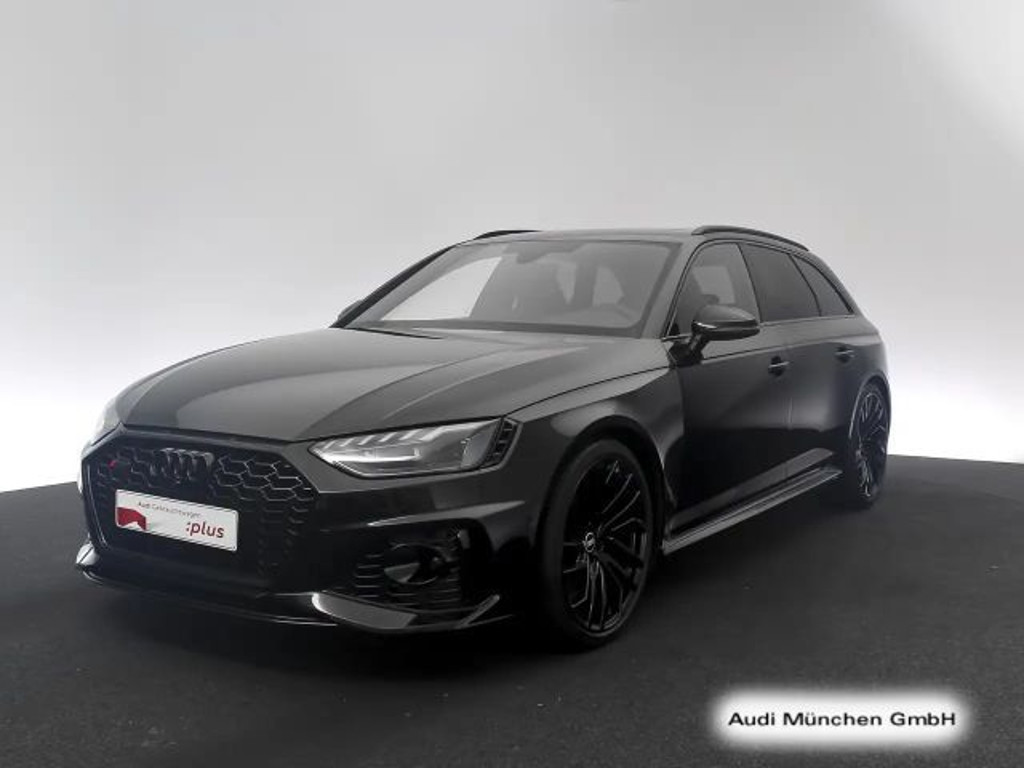 Audi RS4