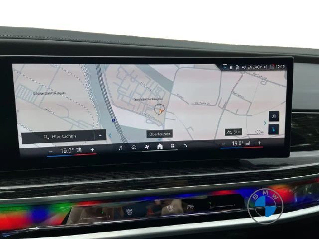 BMW i7