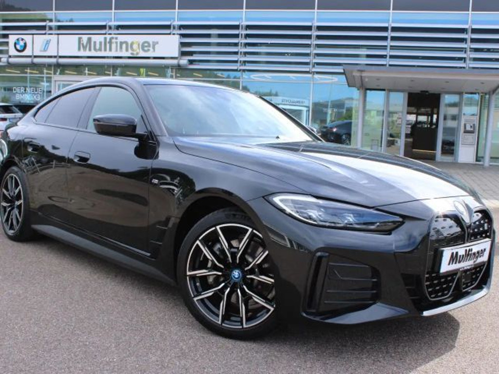 BMW i4