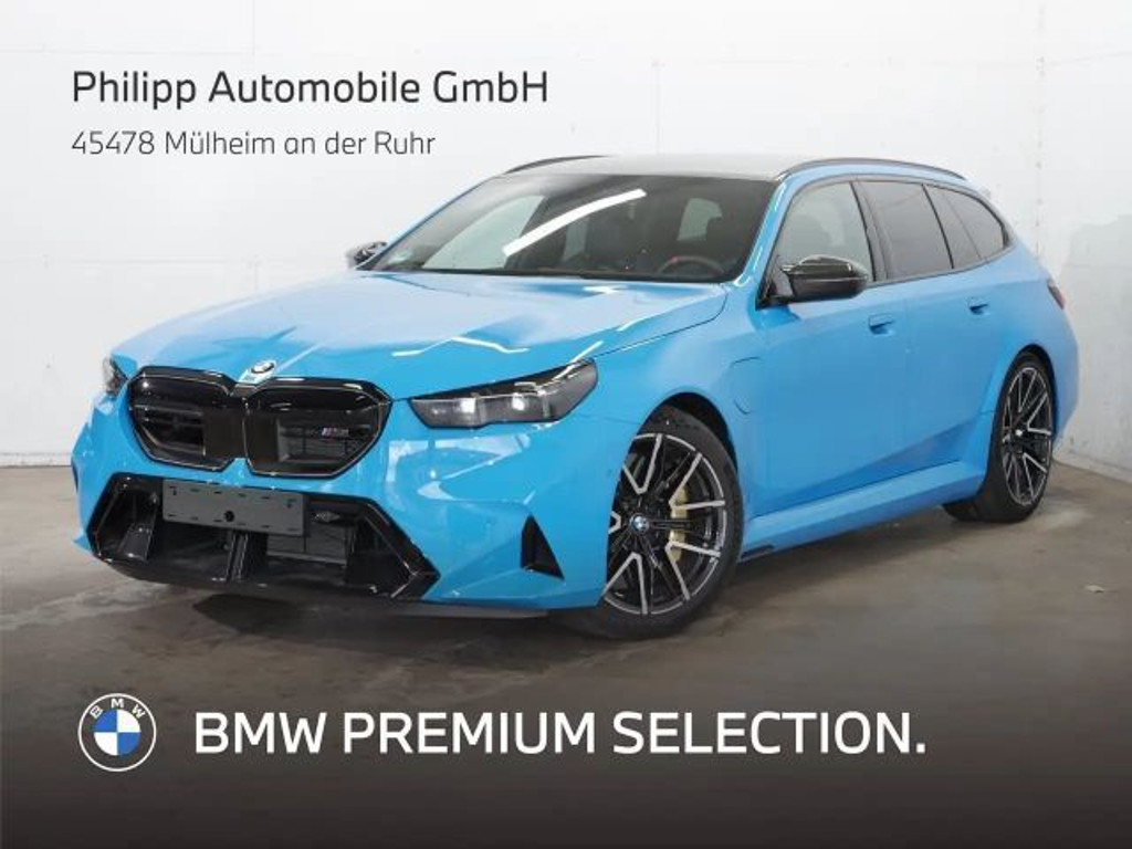 BMW M5 Touring Keramik Ultimate Pack B&W Pano AHK