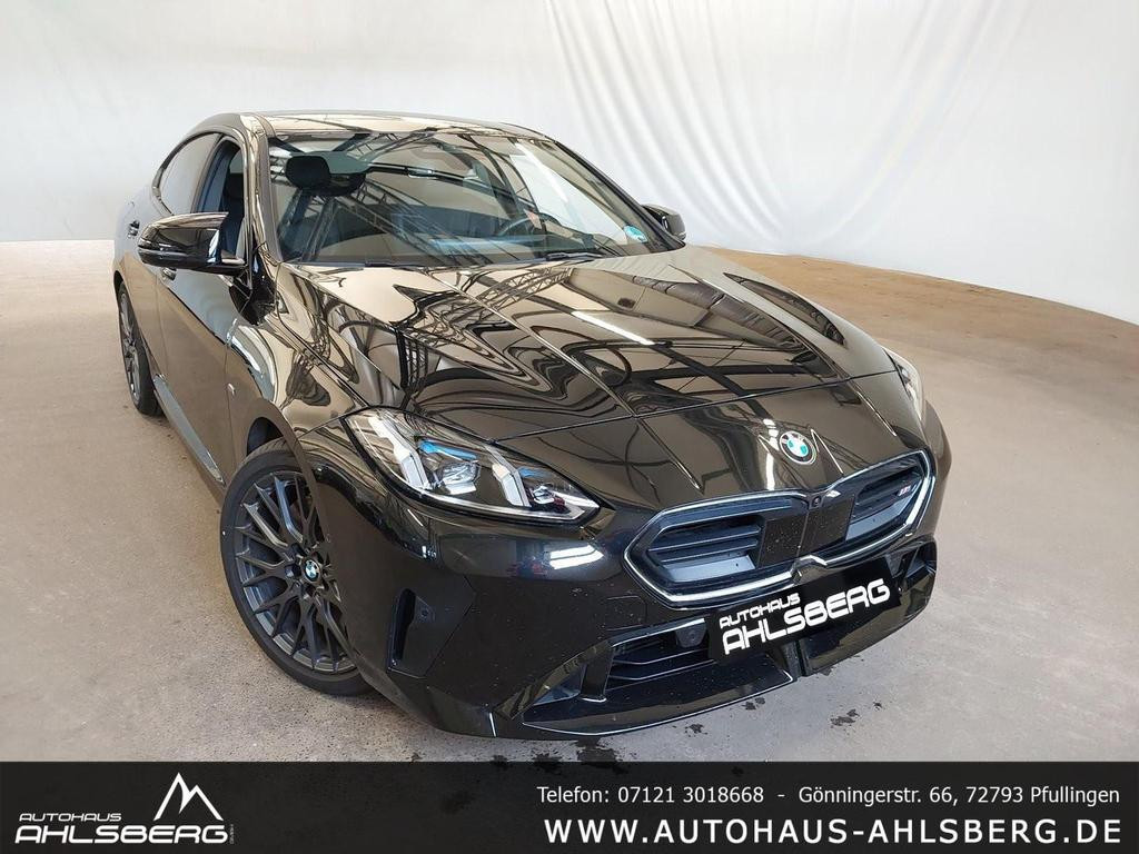 BMW M235