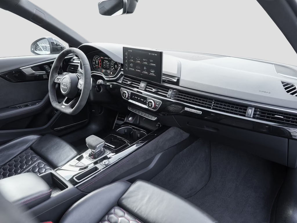 Audi RS4