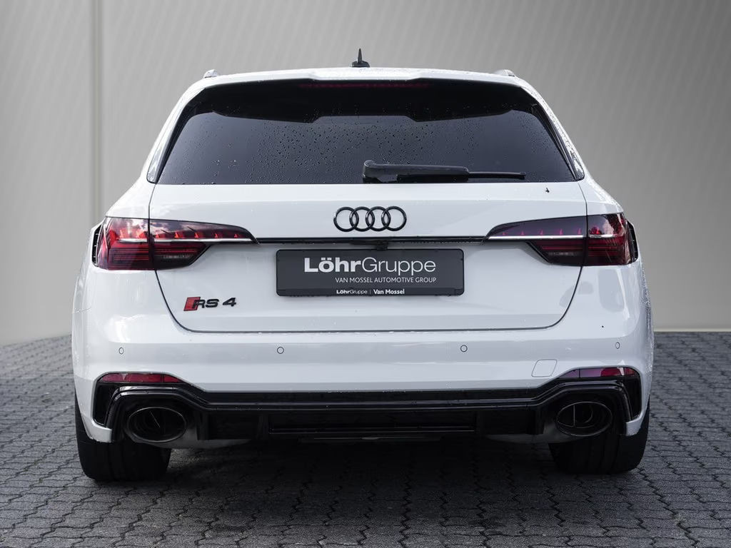 Audi RS4