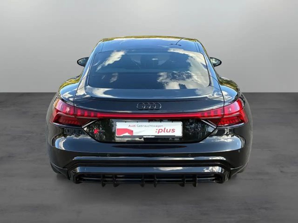 Audi RS e-tron GT