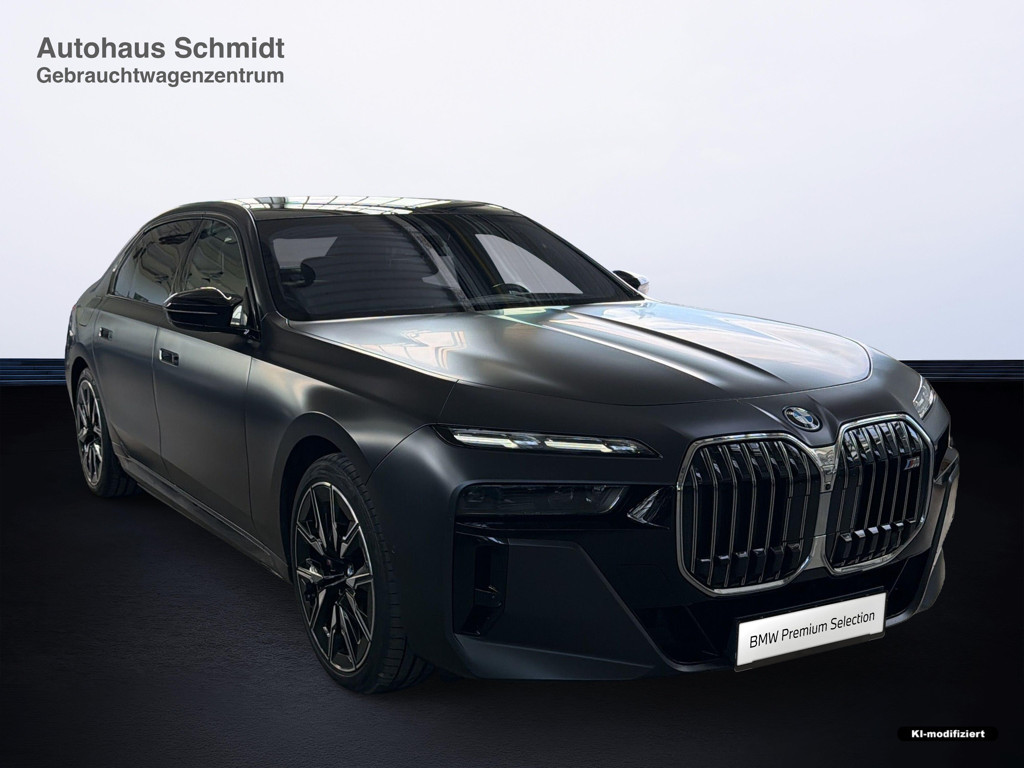 BMW i7