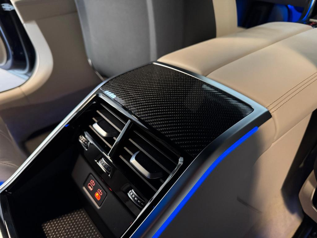BMW M850