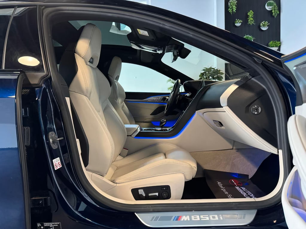 BMW M850