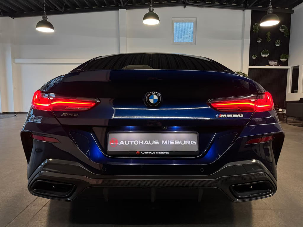 BMW M850