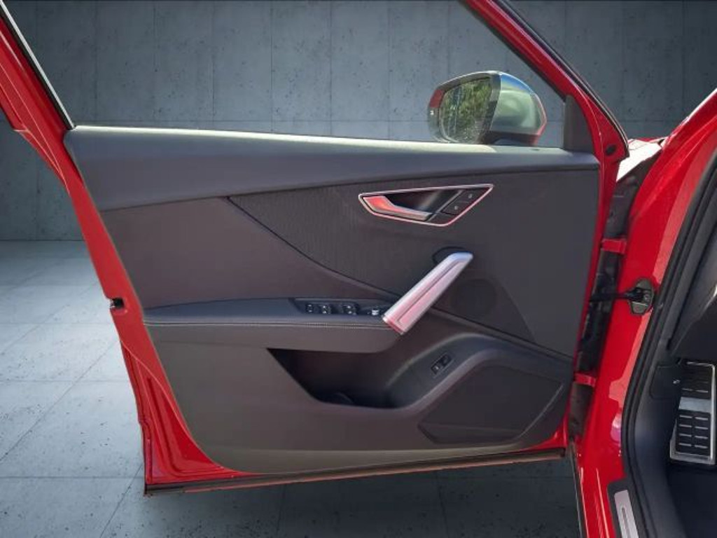 Audi SQ2