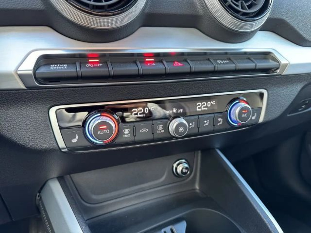 Audi SQ2