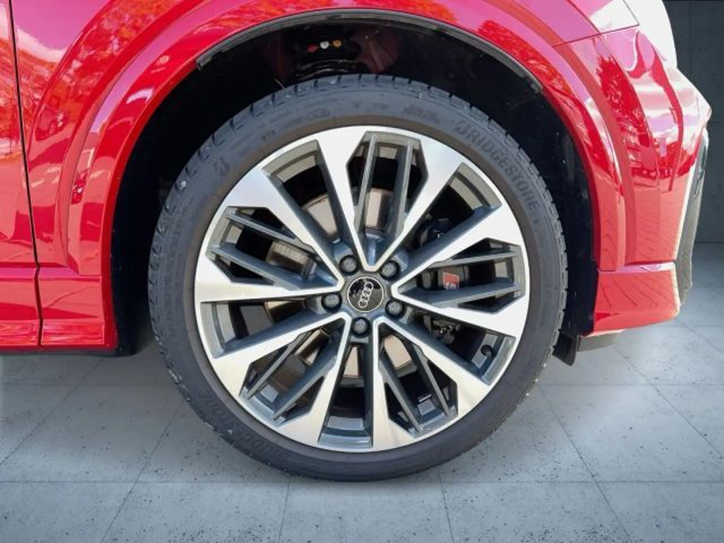 Audi SQ2